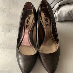Brown heels decent condition